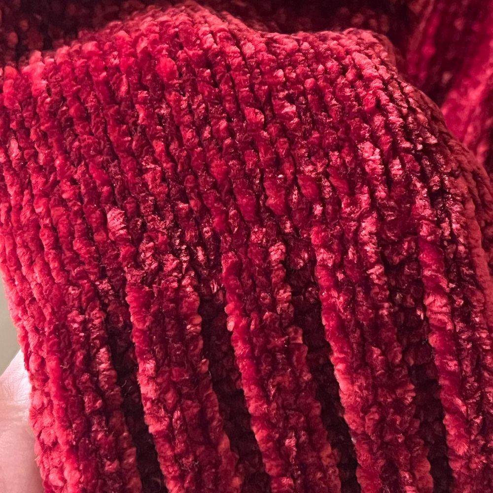 Cropped Ruby Red Chelsea & Violet Sweater View 4
